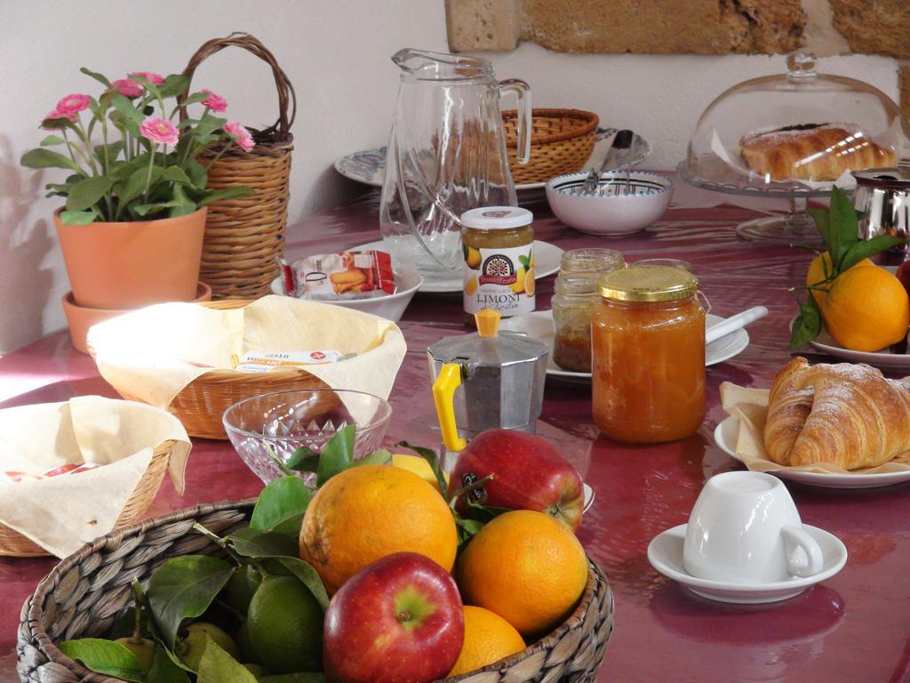 L'Antico Trappeto Bed & Breakfast Noto Exterior photo